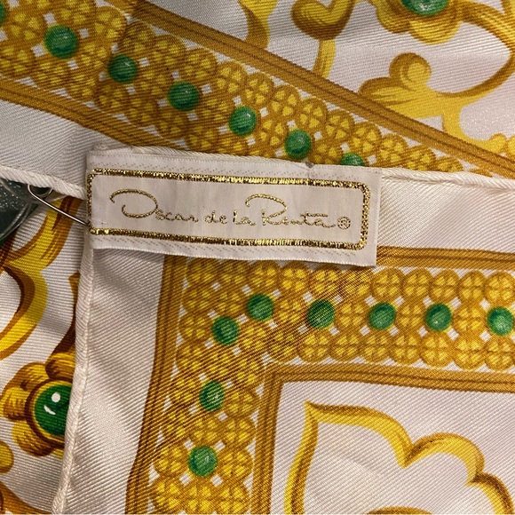 Oscar de la Renta Oversized Silk Scarf - Picture 2 of 7